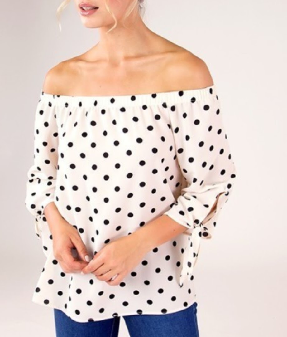 Polk dot off shoulder blouse